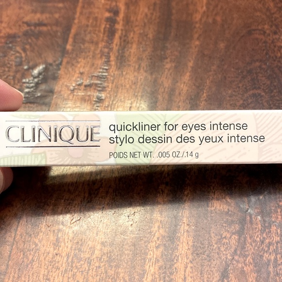 Clinique NIB Quickliner for Eyes Intense • Shade 01, Intense Black - Picture 2 of 5